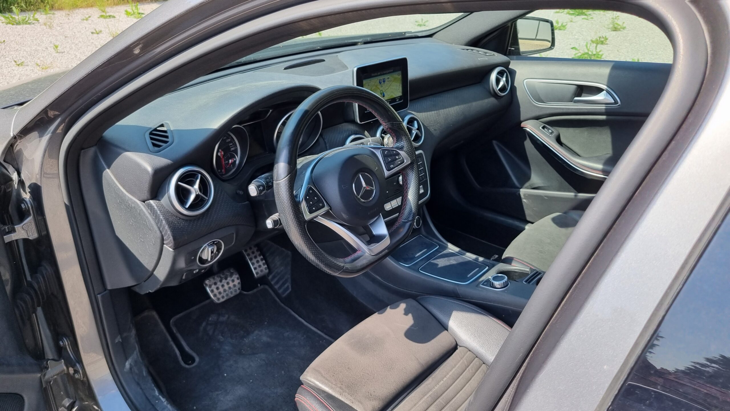 Mercedes-Benz classe a 180d premium auto